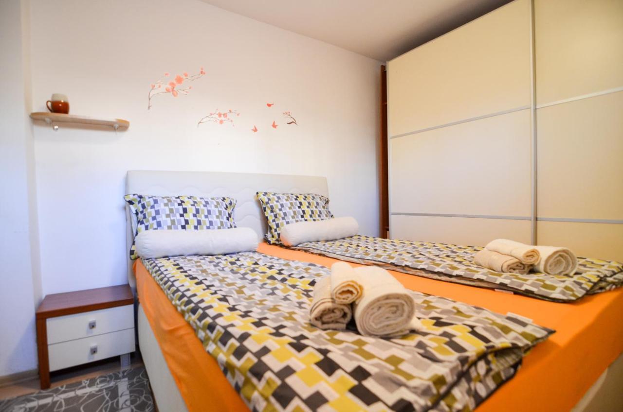 Blacksmith Apartment + Free Private Parking Сараєво Екстер'єр фото