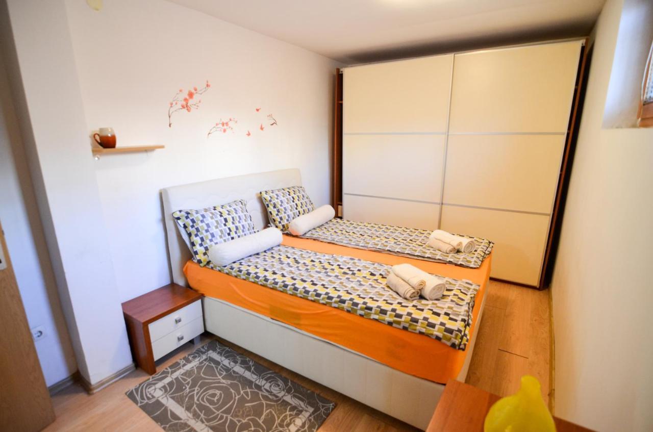 Blacksmith Apartment + Free Private Parking Сараєво Екстер'єр фото